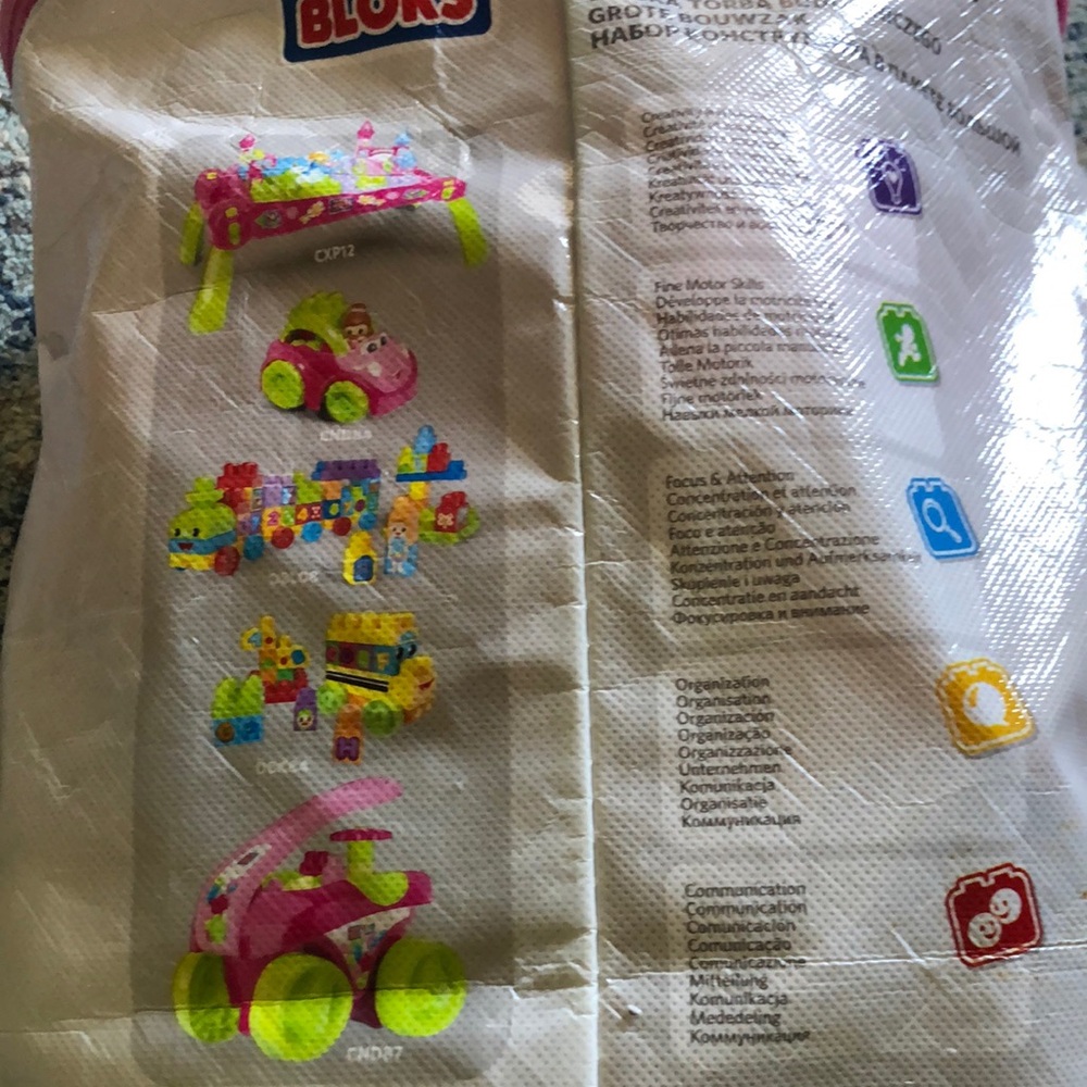 Fisher-Price Mega Bloks First Builders Set - Pink and Purple - Picture 3 of 3